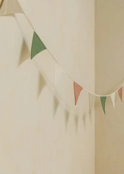 Coco Village *New* Garland