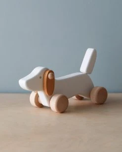Bajo Wooden Dachshund Puppy