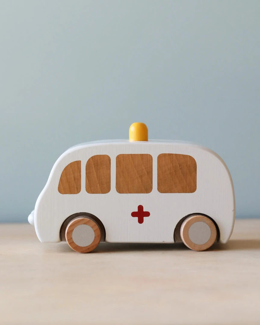 *New* Maileg | Wooden Ambulance Pull-Back Car 3 *New* Maileg | Wooden Ambulance Pull-Back Car