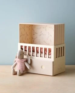 Maileg Baby Room With Micro Bunny 10 Maileg Baby Room With Micro Bunny