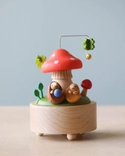 Wooderful Life Mini Wooden Mushroom & Hedgehogs Music Box