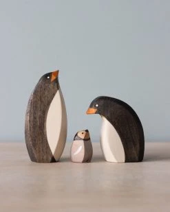 Brin D'Ours *New* Handmade Wooden Penguin Family