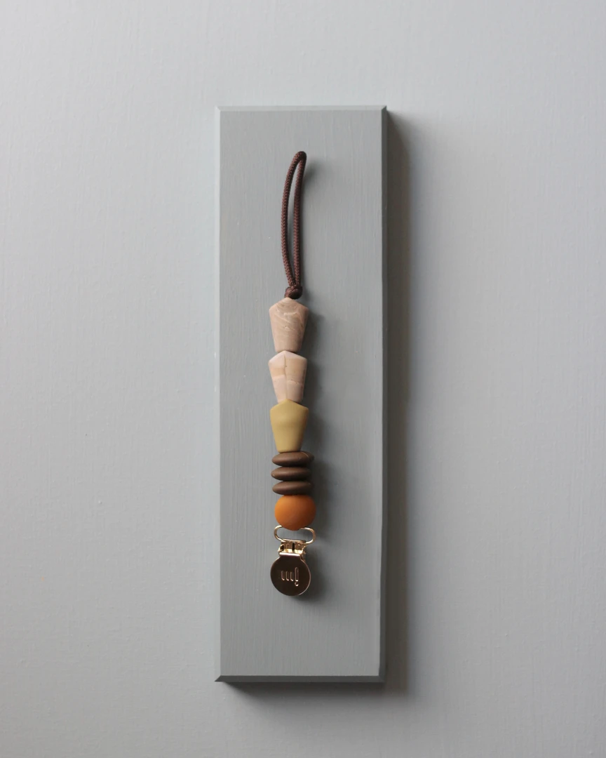 January Moon Saddle Pacifier Clip *New* 3 January Moon Saddle Pacifier Clip *New*