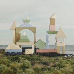 Raduga Grez | Mountain Blocks