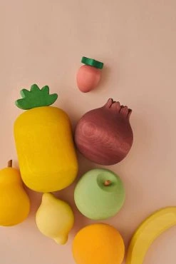 Raduga Grez Handmade Painted Wooden Fruits *New* 9 Raduga Grez Handmade Painted Wooden Fruits *New*